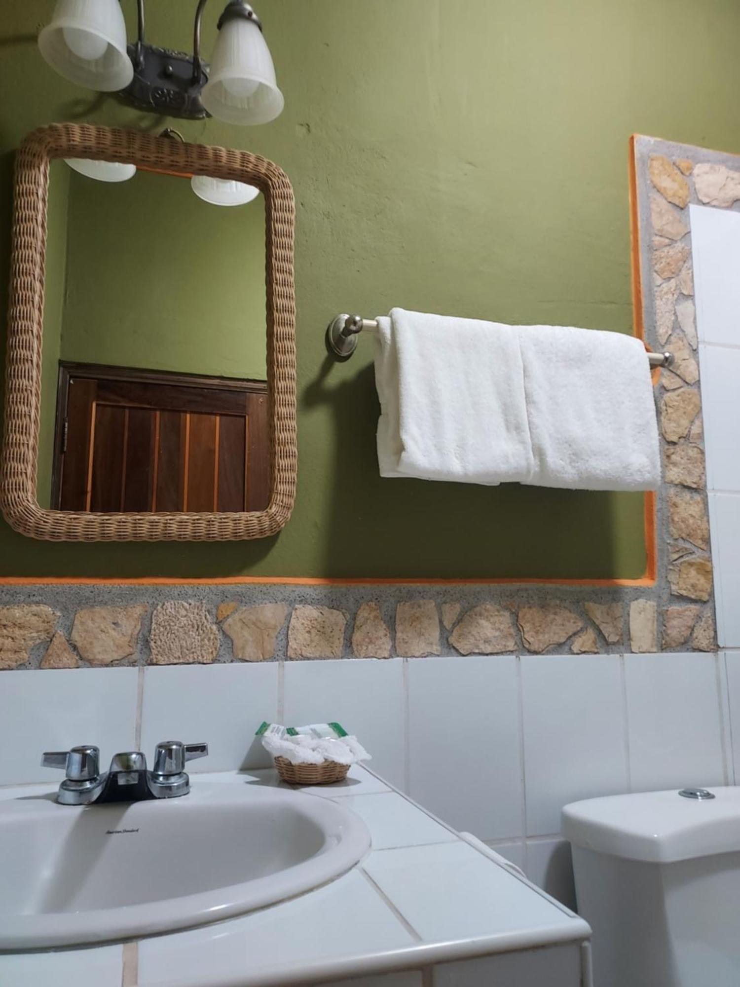 Hotel La Escalinata Copan Luaran gambar